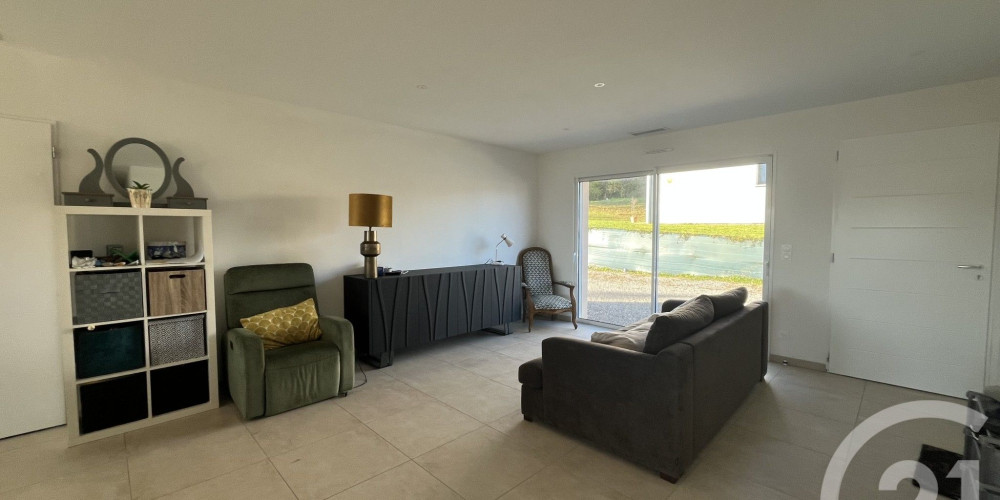 maison à LAA MONDRANS (64300)